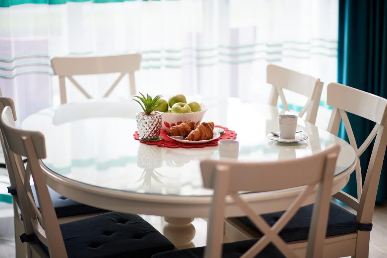 Aquamarin 2Bd Apt Spa N Pools Beach Resort Navodari Ngoại thất bức ảnh
